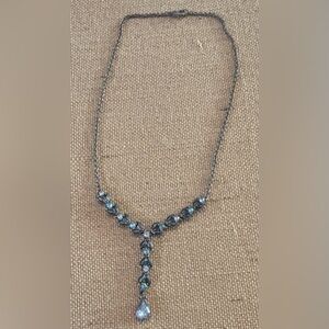 Avon Nina Ricci Blue Rhinestone Dangle Drop Y Necklace 16 Inch